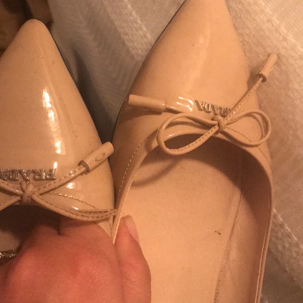 Prada patent nude flats with bow and dust bag - Picture 4 of 8